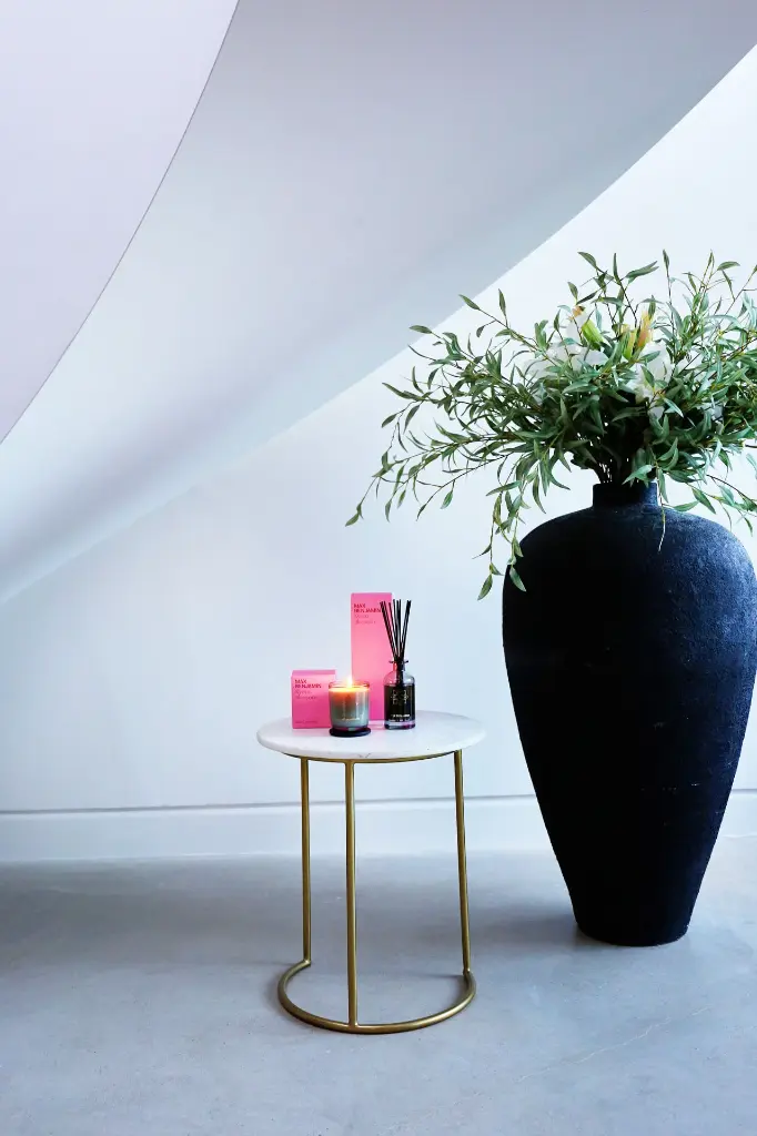 Kyoto staircase pack shot.webp