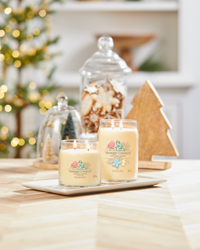 [1630010E] YC Christmas Cookie Signature Medium Jar